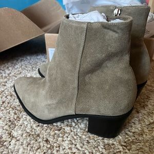 Beautiful Able Dorset boot size 8